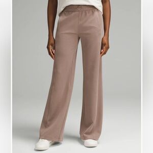 lululemon Ribbed Softstreme Mid-Rise Pant 32"